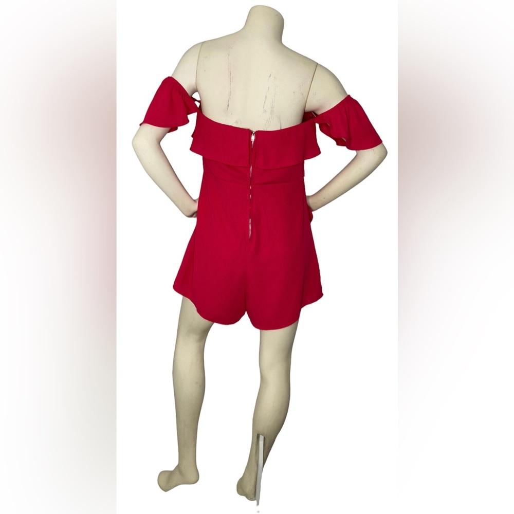 NWOT. SHINESTAR Pink Off Shoulder Flounce Sleeve Romper With Pockets - Picture 4 of 14